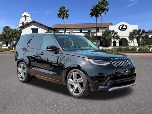 Used 2025 Land Rover Discovery Metropolitan Edition AWD/4WD image 1
