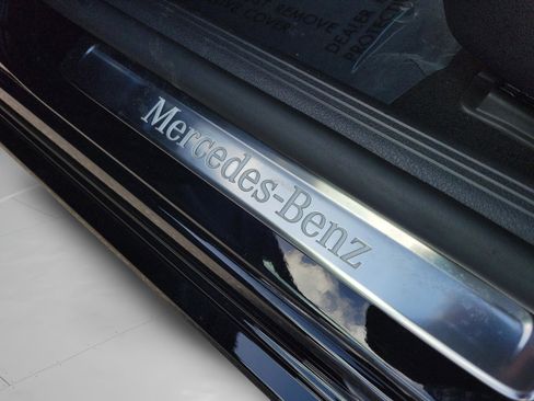 Certified 2022 Mercedes-Benz C 300 4MATIC Sedan image 33