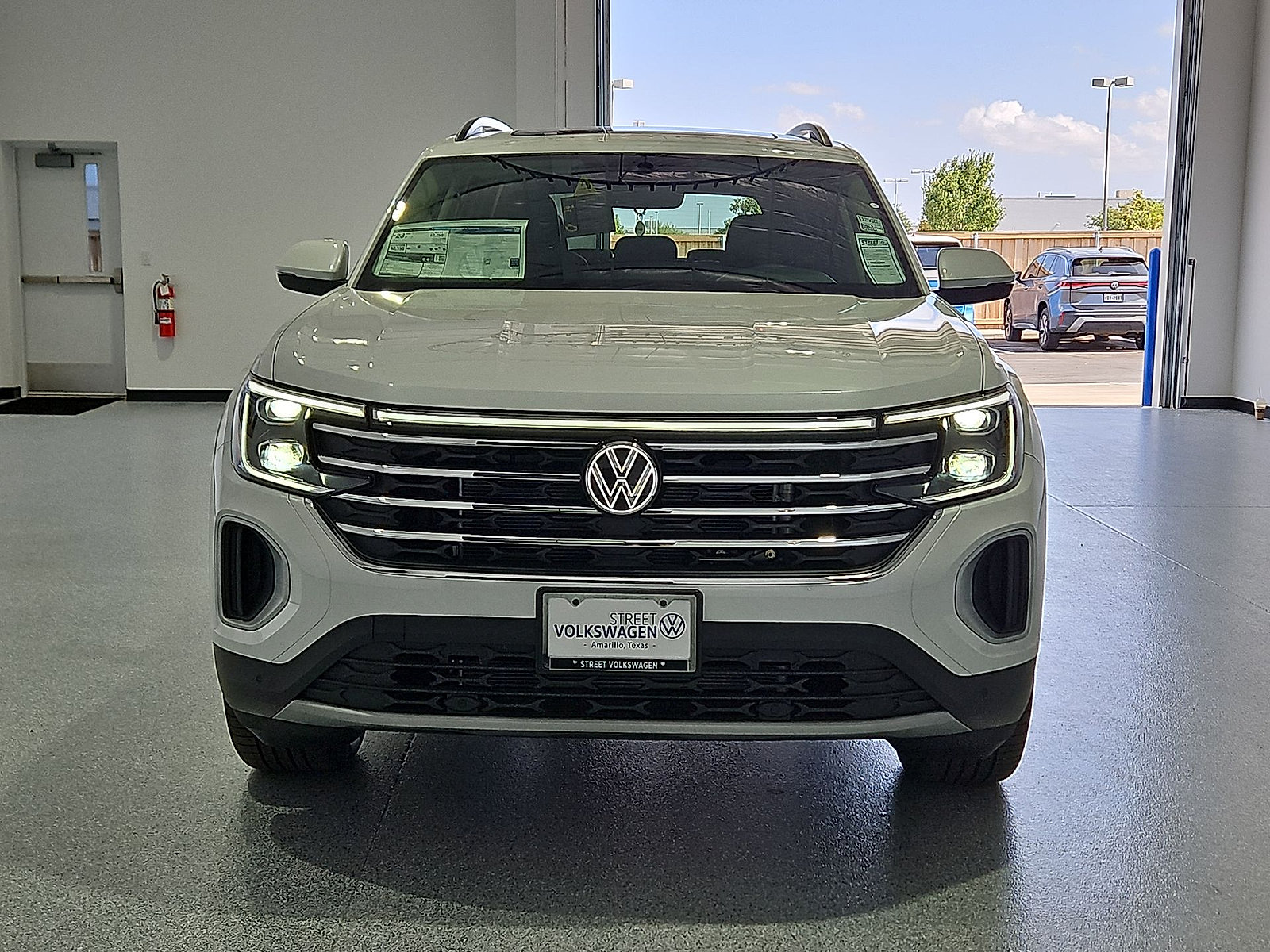 New 2026 Volkswagen Atlas SE FWD image 4