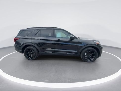 Used 2024 Ford Explorer ST-Line w/ Class IV Trailer Tow Package AWD/4WD image 9