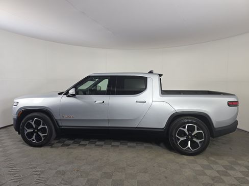 Used 2024 Rivian R1T Adventure AWD/4WD image 2