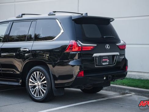Used 2018 Lexus LX 570 4WD image 44