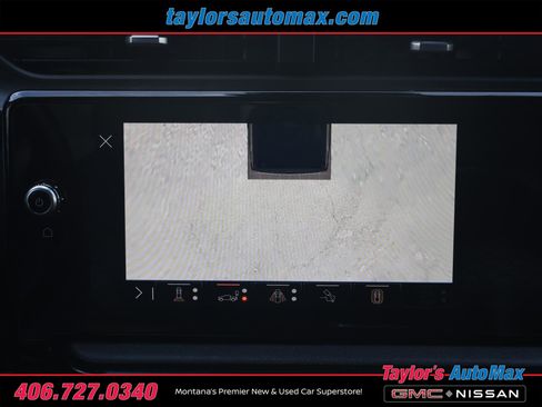 Used 2024 GMC Sierra 2500 AT4 w/ Technology Package AWD/4WD image 17