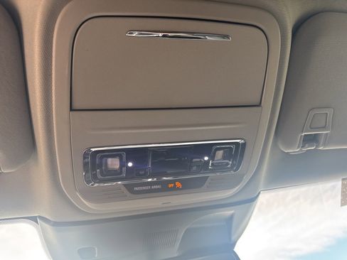 Used 2021 Lincoln Corsair FWD image 17