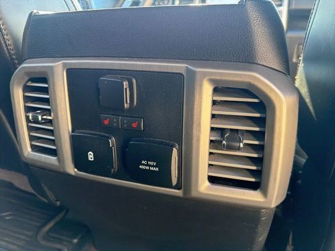 Used 2019 Ford F150 Platinum w/ Equipment Group 701A Luxury AWD/4WD image 32
