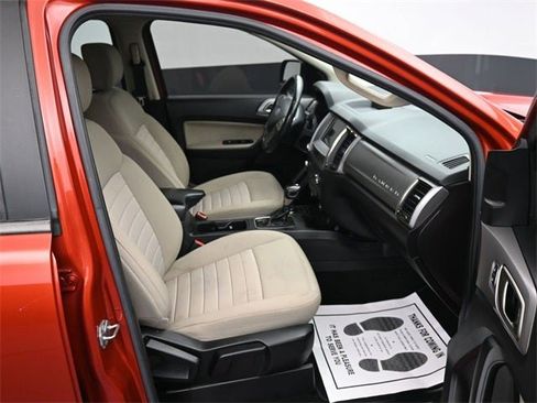 Used 2019 Ford Ranger XLT w/ FX4 Off-Road Package image 16