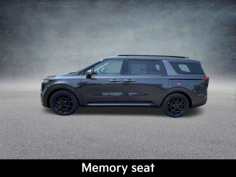 New 2026 Kia Carnival SX w/ SX Dark Edition Package image 13