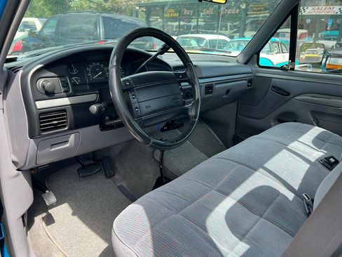 Used 1995 Ford F150 4x4 Regular Cab image 8