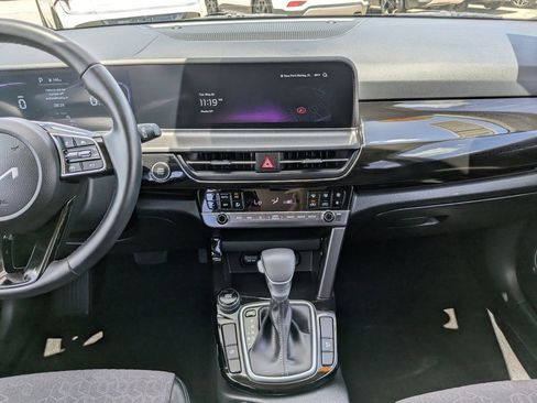 Certified 2025 Kia Seltos S FWD image 16
