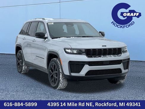 New 2026 Jeep Grand Cherokee Altitude AWD/4WD image 1
