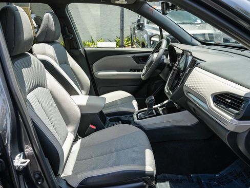 Used 2025 Subaru Forester Premium w/ Convenience Package #1 AWD/4WD image 16