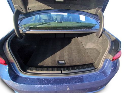 Used 2023 BMW 330e xDrive w/ Premium Package image 19