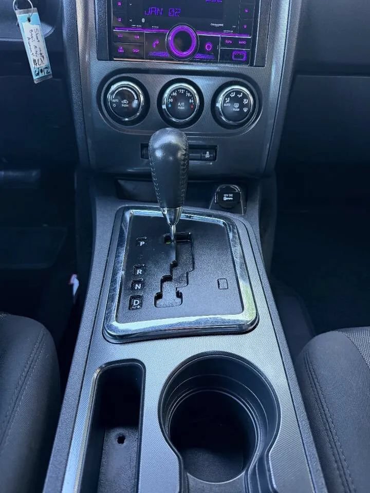 Used 2013 Dodge Challenger SXT RWD image 26
