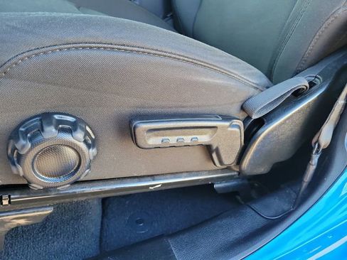 Used 2021 Jeep Gladiator Willys image 20