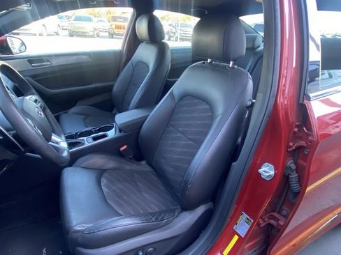 Used 2019 Hyundai Sonata Sport image 12