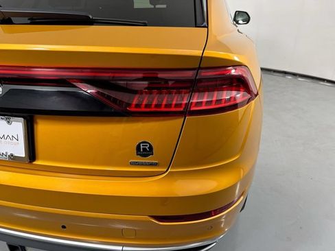 Used 2019 Audi Q8 Prestige w/ Towing Package AWD/4WD image 32