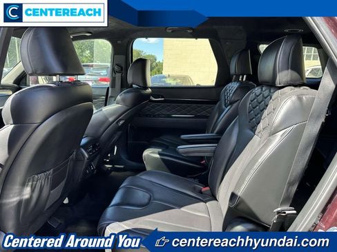 Used 2022 Hyundai Palisade Calligraphy image 9