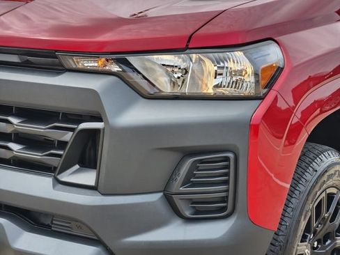 Used 2025 Chevrolet Colorado W/T w/ WT Custom Package RWD image 16
