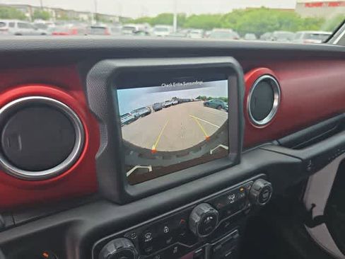 Used 2019 Jeep Wrangler Unlimited Rubicon AWD/4WD image 30
