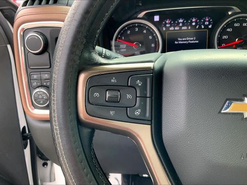 Used 2019 Chevrolet Silverado 1500 High Country w/ Technology Package RWD image 21