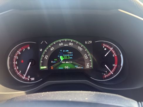 Used 2024 Toyota RAV4 LE FWD image 23