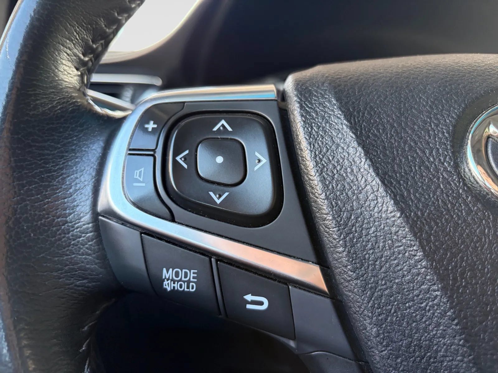 Used 2017 Toyota Camry SE FWD image 27
