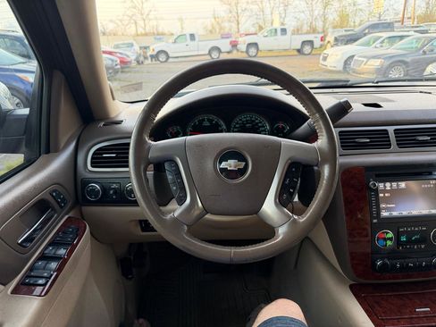 Used 2013 Chevrolet Tahoe LTZ image 21