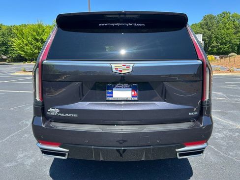 Used 2023 Cadillac Escalade Premium Luxury RWD image 24