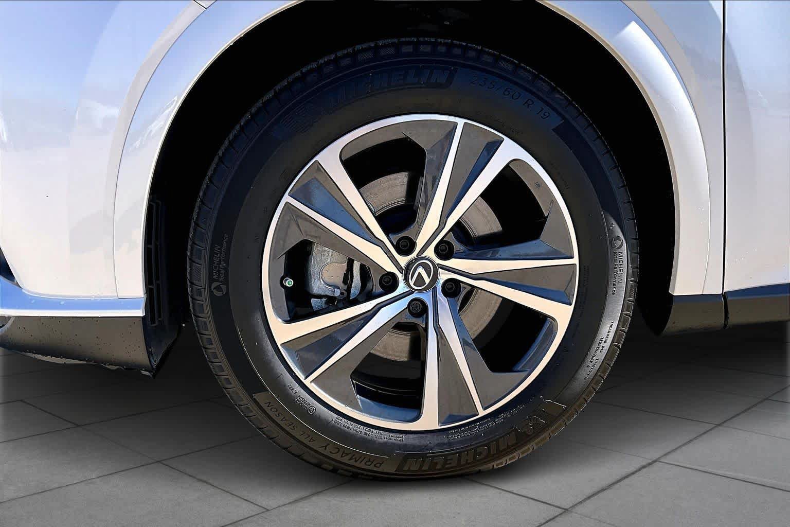 Used 2025 Lexus RX 350 Premium FWD image 11
