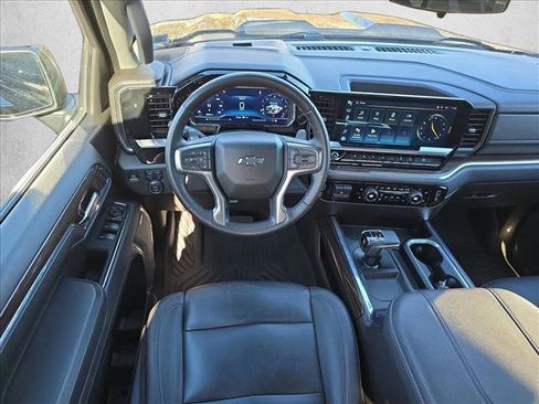 Used 2023 Chevrolet Silverado 1500 LT Trail Boss w/ Convenience Package II image 15