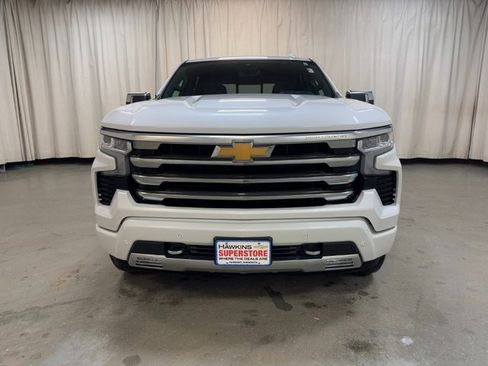 Used 2025 Chevrolet Silverado 1500 High Country w/ High Country Premium Package image 15