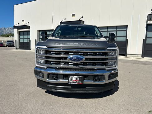 Used 2024 Ford F250 Lariat AWD/4WD image 5