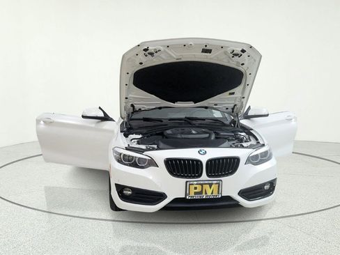 Used 2019 BMW 230i xDrive Coupe w/ Premium Package image 12