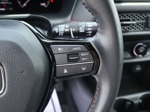 Used 2024 Honda HR-V Sport image 32