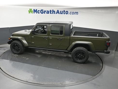 Used 2022 Jeep Gladiator Sport AWD/4WD image 23