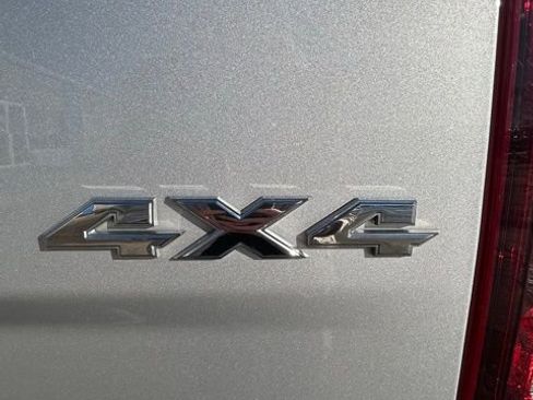 Used 2018 RAM 1500 Sport image 28