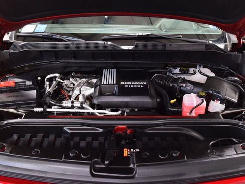 Used 2025 Chevrolet Silverado 1500 RST AWD/4WD image 31