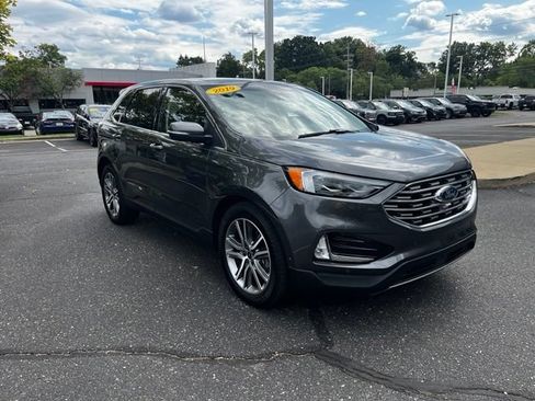 Used 2019 Ford Edge Titanium w/ Equipment Group 301A AWD/4WD image 7