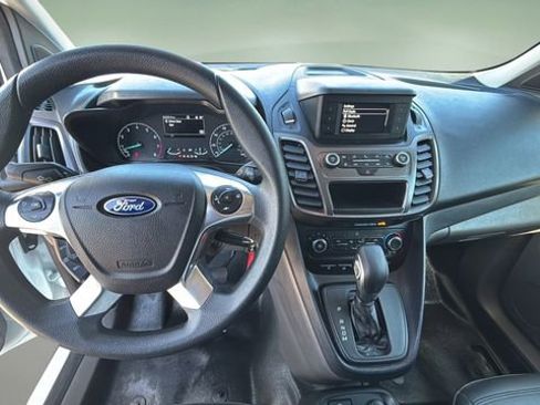 Used 2022 Ford Transit Connect XL image 9