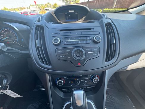 Used 2017 Ford C-MAX SE image 20