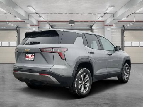 New 2026 Chevrolet Equinox LT image 7