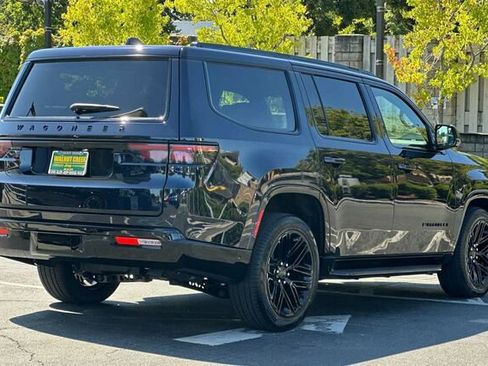 New 2025 Jeep Wagoneer Series II w/ Convenience Group I image 4