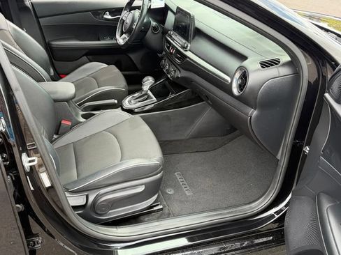 Used 2021 Kia Forte GT-Line w/ GT-Line Premium Package FWD image 25
