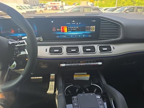 New 2025 Mercedes-Benz GLE 53 AMG 4MATIC Coupe image 17