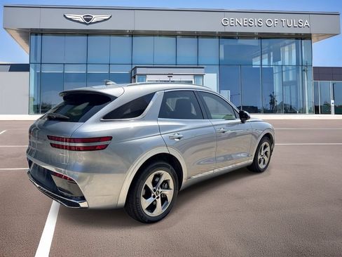 Used 2026 Genesis GV70 2.5T AWD/4WD image 8