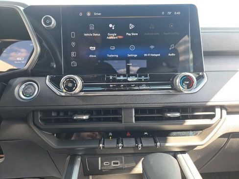 Used 2024 Chevrolet Colorado W/T w/ WT Convenience Package image 16