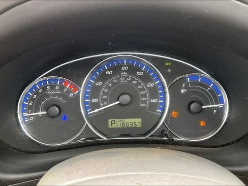 Used 2013 Subaru Forester 2.5X Limited AWD/4WD image 10