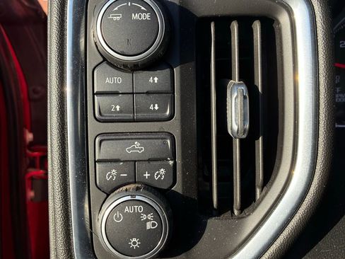 Used 2021 Chevrolet Silverado 1500 LT w/ Texas Edition Plus image 7