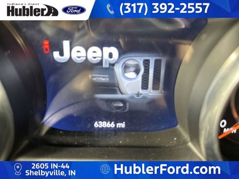 Used 2022 Jeep Gladiator Sport AWD/4WD image 16