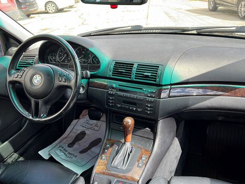 Used 2001 BMW 330i Sedan image 13